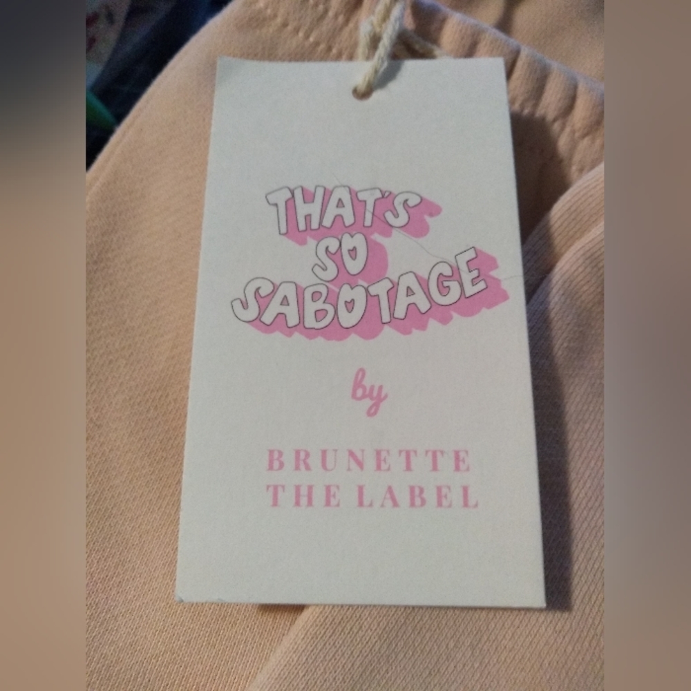 NWT Brunette the Label x That's So Savage Peach Cream Fleece Jogger Pant… - Picture 2 of 4
